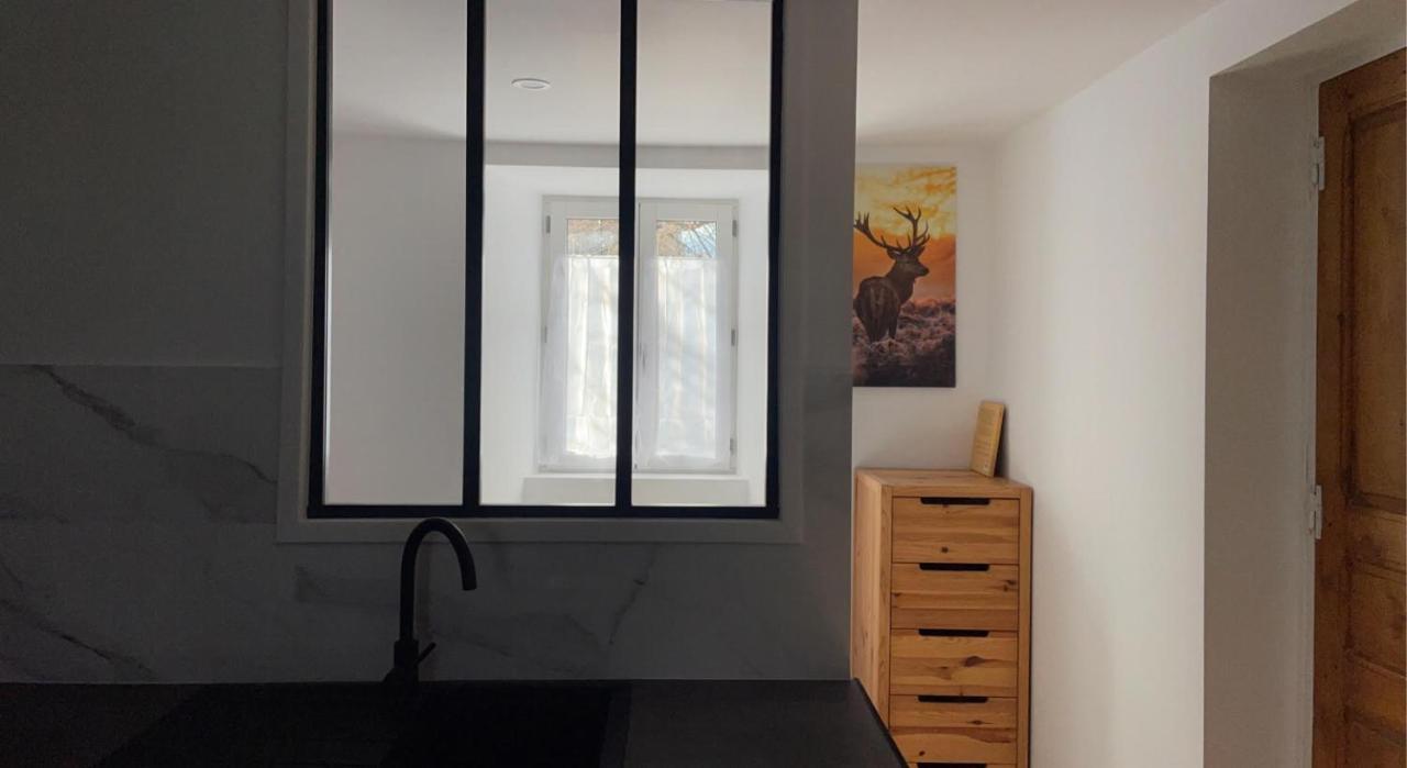 Appartement Avec Chambre Ouverte Bourg-Madame Zewnętrze zdjęcie